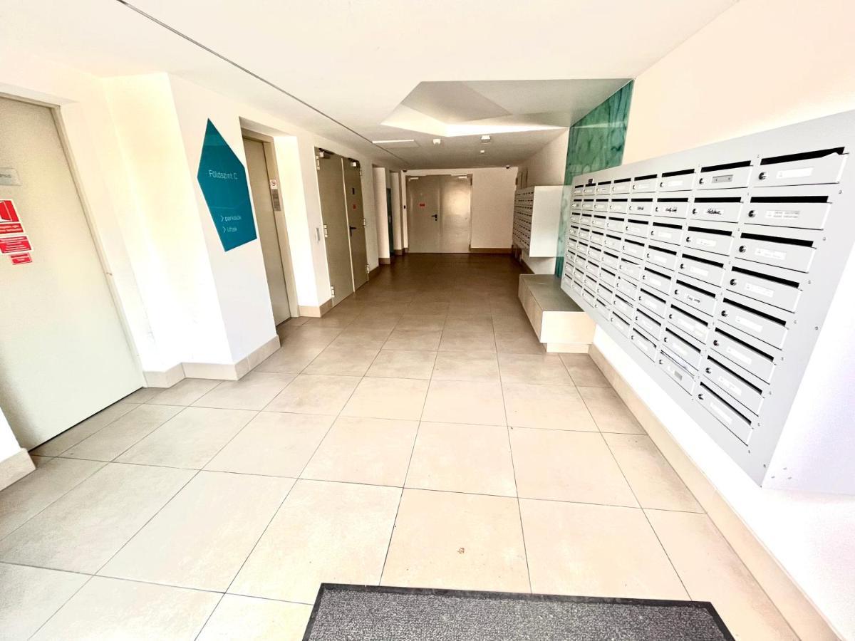 Appartamento Marina Garden Budapest Esterno foto