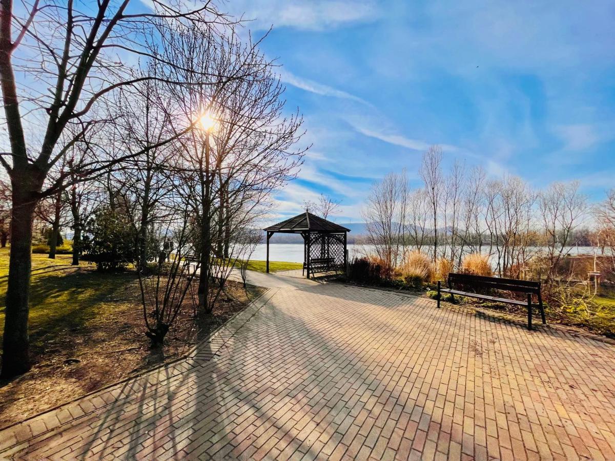 Appartamento Marina Garden Budapest Esterno foto